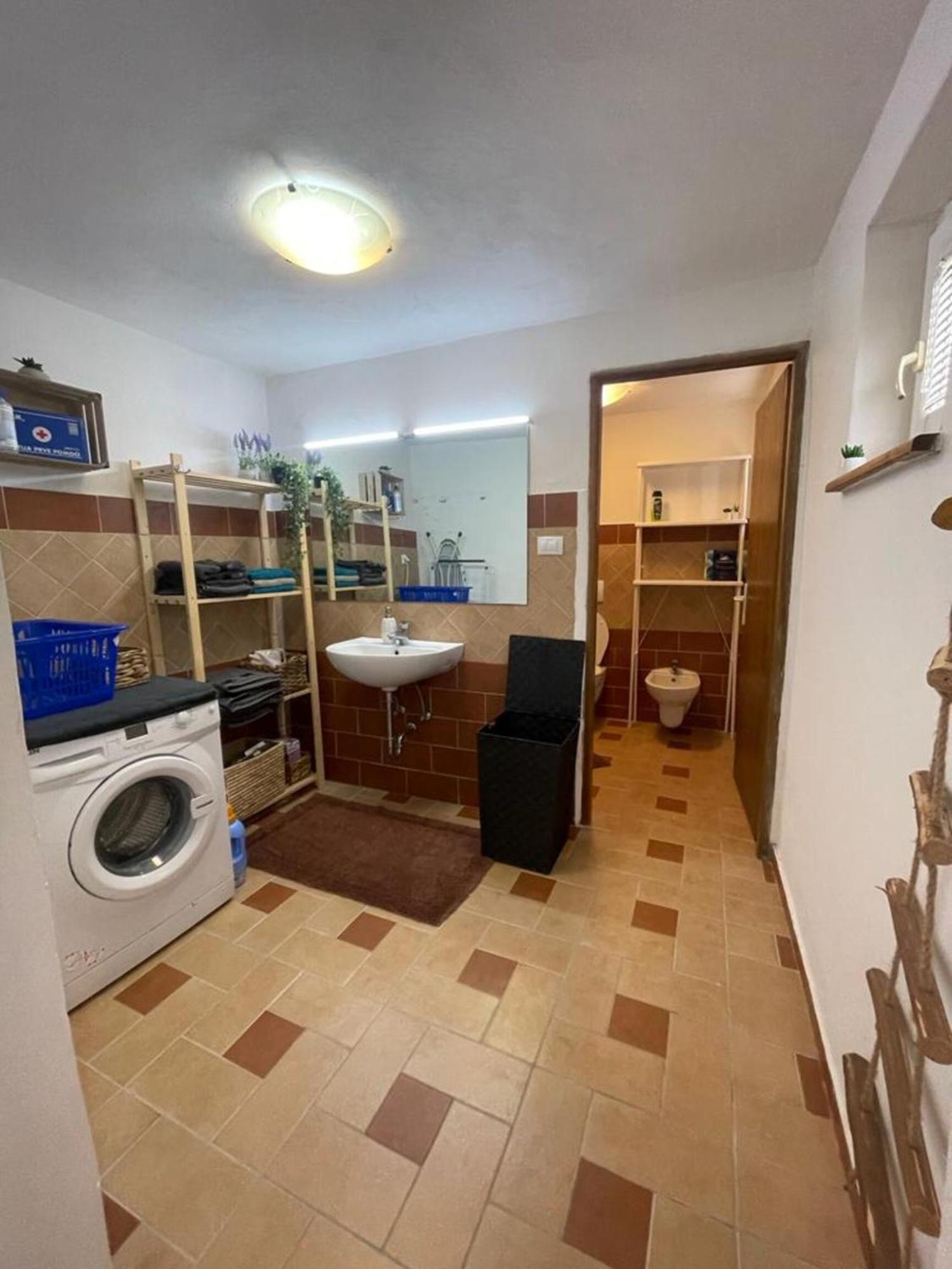 Milka Villa Galižana Exterior foto